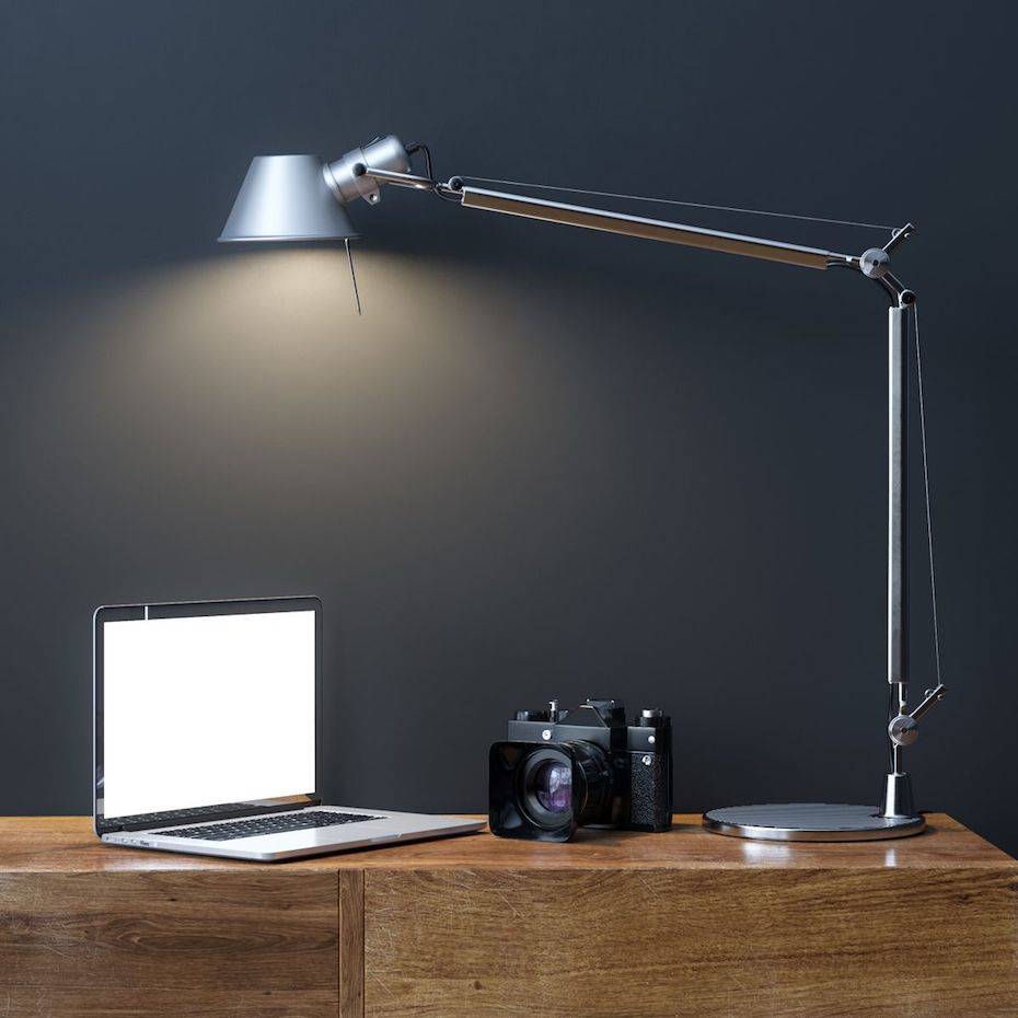 [ ] Lampara mesa, de Artemide. [04] Lampara Tolomeo de Artemide